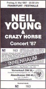 NeilYoungAndCrazyHorse1987-05-08FesthalleFrankfurtGermany (1).jpg